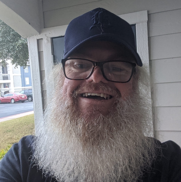 Meet your Posher, Bruce - Picture 1 of 1